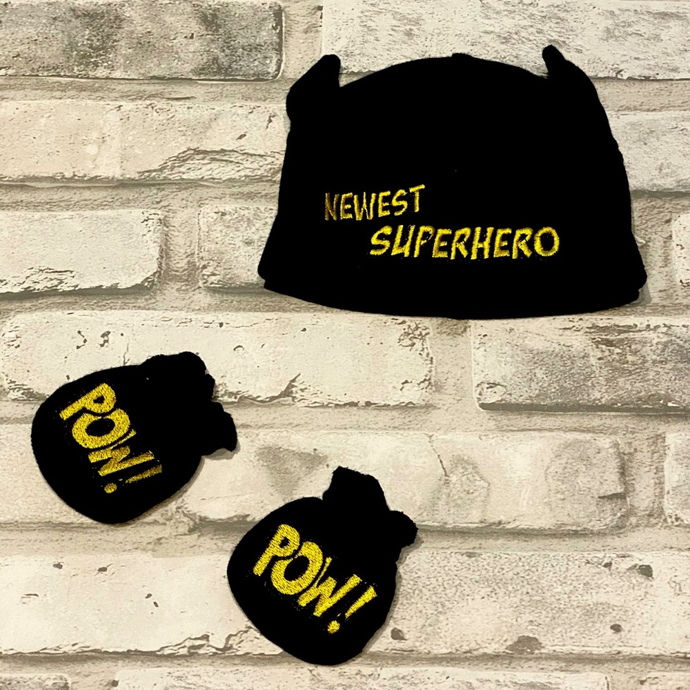 Baby superhero set